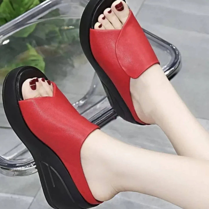 Isabelle – Classic Orthopedic Moccasins