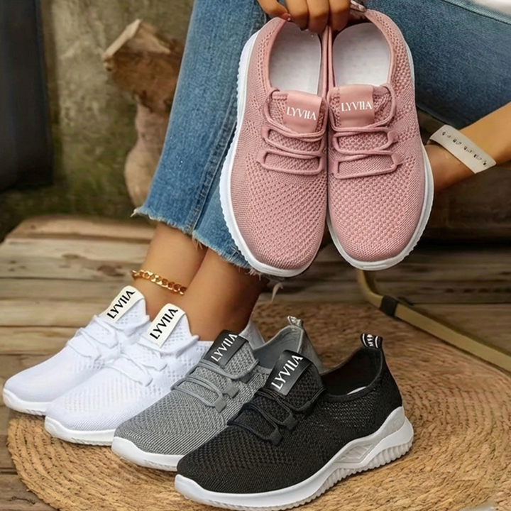 Madeleine – Lightweight Orthopedic Sneakers